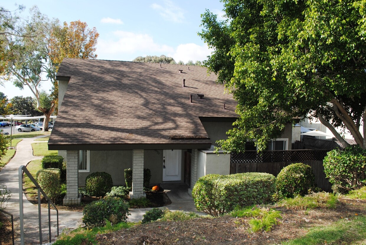 Primary Photo - 10929 Clairemont Mesa Blvd