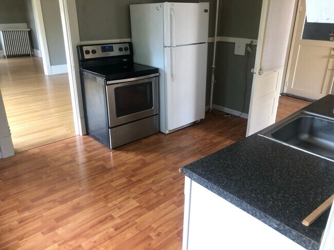 Foto del edificio - 2347-2349 Federal Ave E