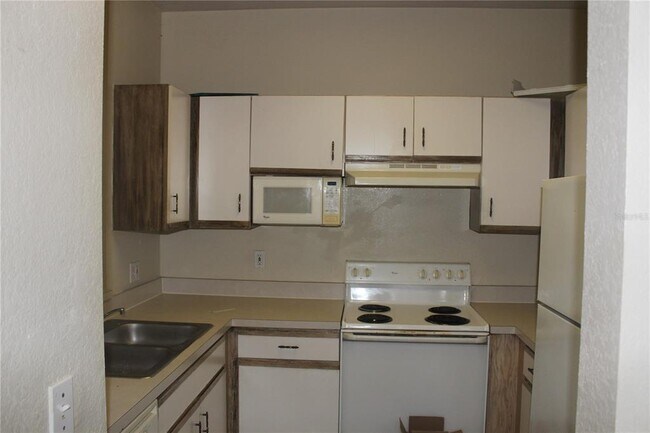 Building Photo - 2564 Robert Trent Jones Dr