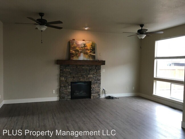 Building Photo - 3 br, 2.5 bath House - 21174 Capella Place