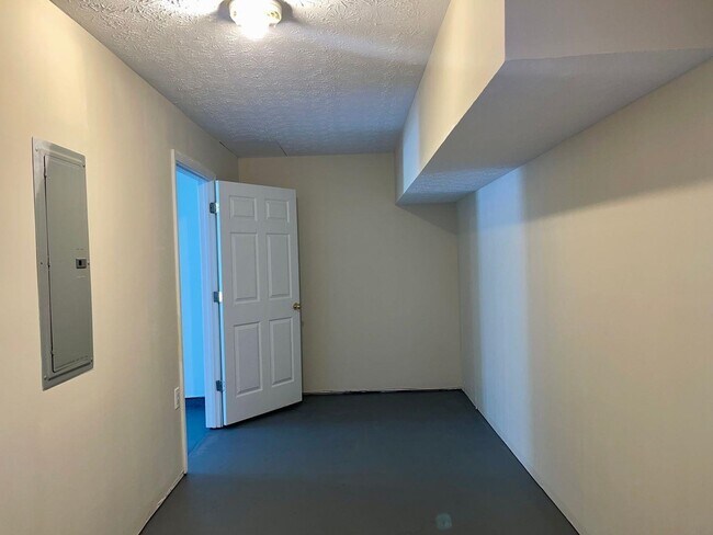 Foto del edificio - 8222 Lavista Ct