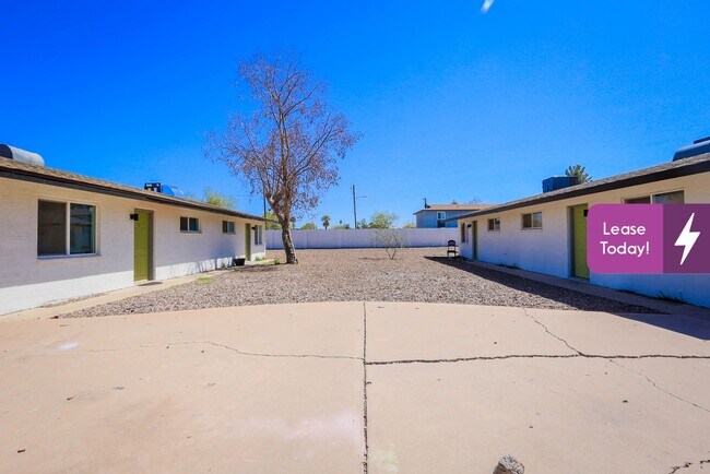 Foto del edificio - 1021 N 28th St