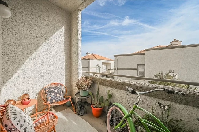 Building Photo - 3150 Soft Breezes Dr
