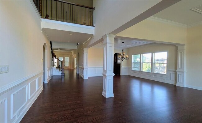 Foto del edificio - 3784 Courson St