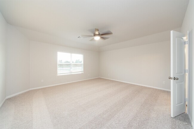 Building Photo - 3026 Orchid Ranch Dr