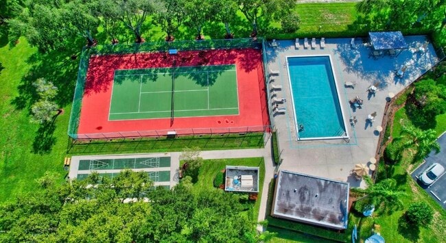 Building Photo - 15072 Ashland Pl