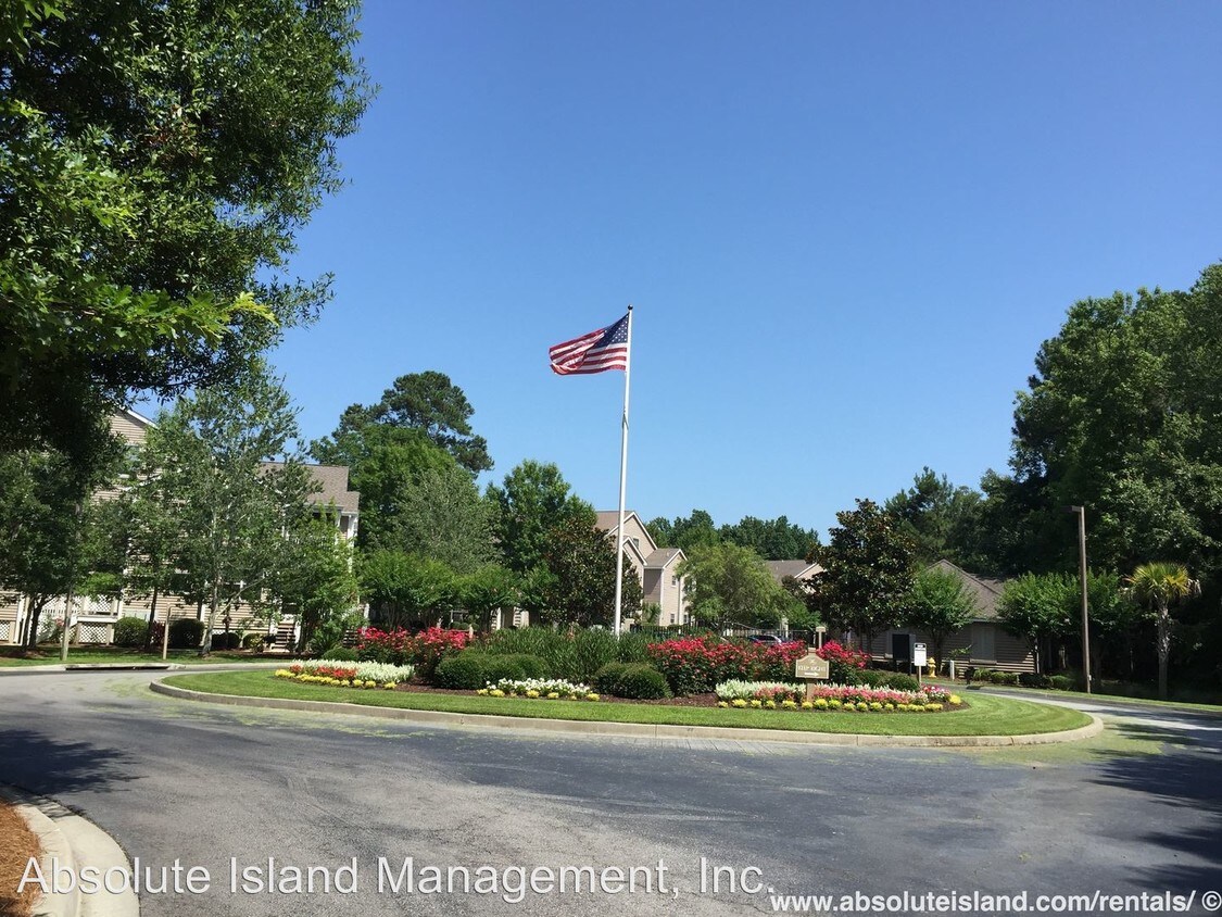 67 Summerfield Ct, Hilton Head, SC 29926 Condo for Rent in Hilton