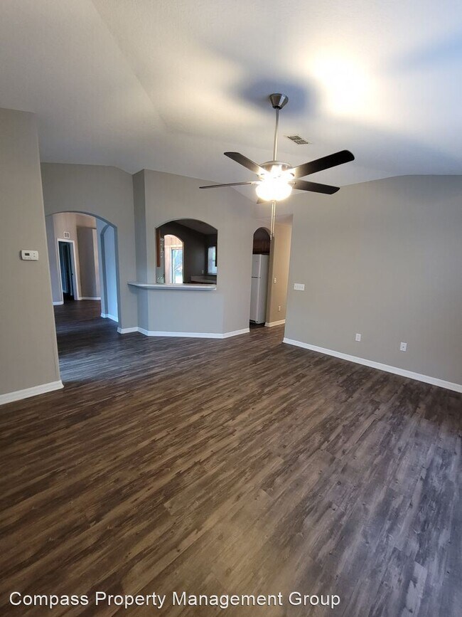 Foto del edificio - 4 br, 2 bath House - 10 Buffalo View Ln.