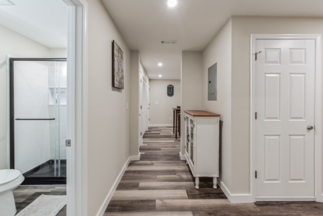 Hallway between bedroom/kitchen - 505 Golden Meadows Ln