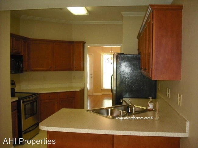 Building Photo - 1451 River Walk Cir