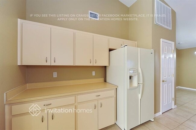 Foto del edificio - 6789 Cabernet Crossing