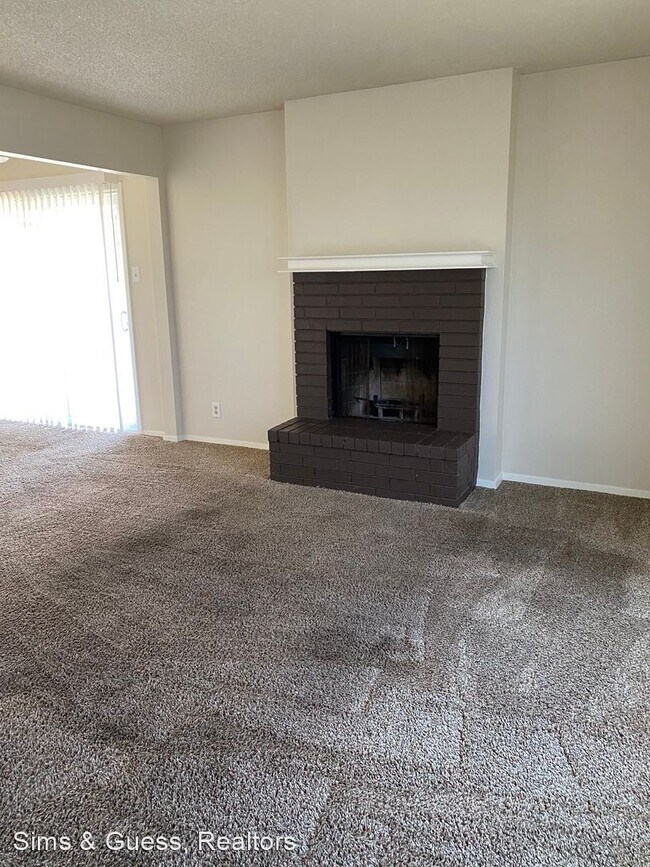 Foto del edificio - 2 br, 1.5 bath House - 4409 Hinkle