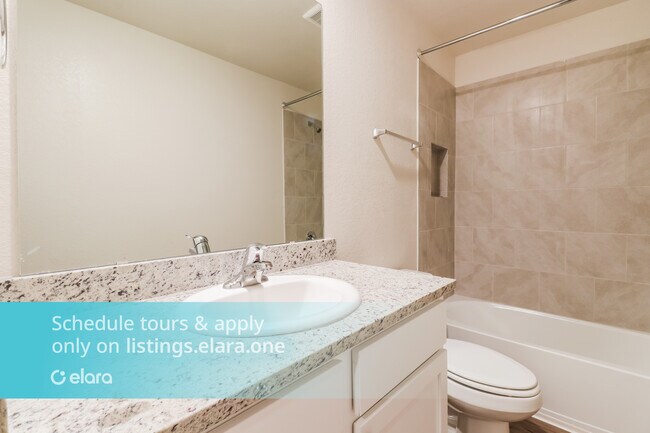 Foto del edificio - 205 WINCANTON LN