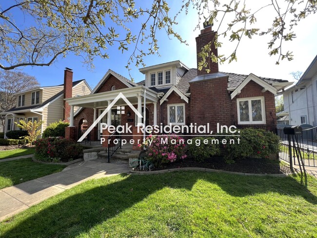 Photo - Charming East Sacramento 1bd/1ba - Must See! House