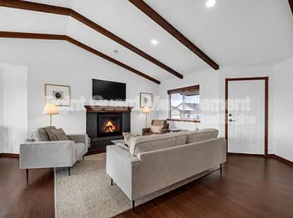 Building Photo - 728 Bristol Cir