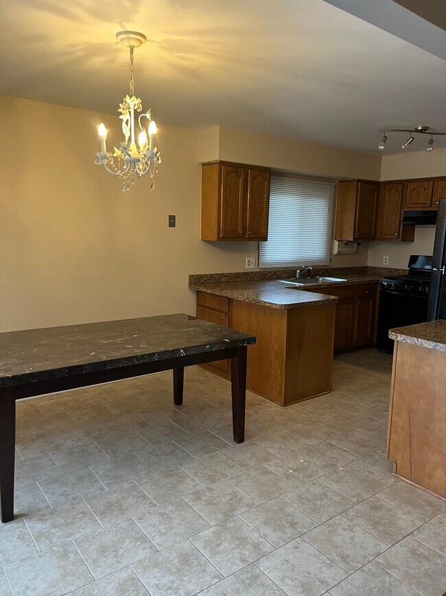 Foto del edificio - 35342 Wright Cir