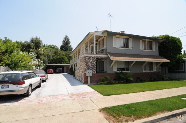 Building Photo - 625 Lincoln St