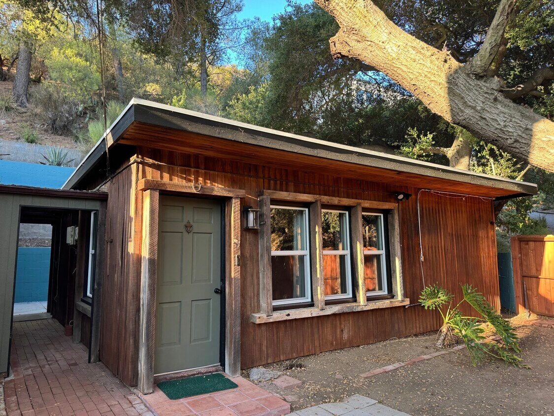 Foto principal - 1619 Oak Dr