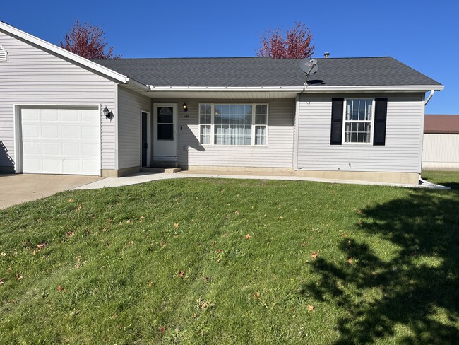 Building Photo - 1195 Cranberry Ct