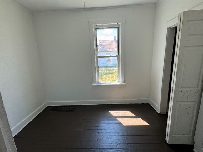 Foto del edificio - 2116 W Garden St