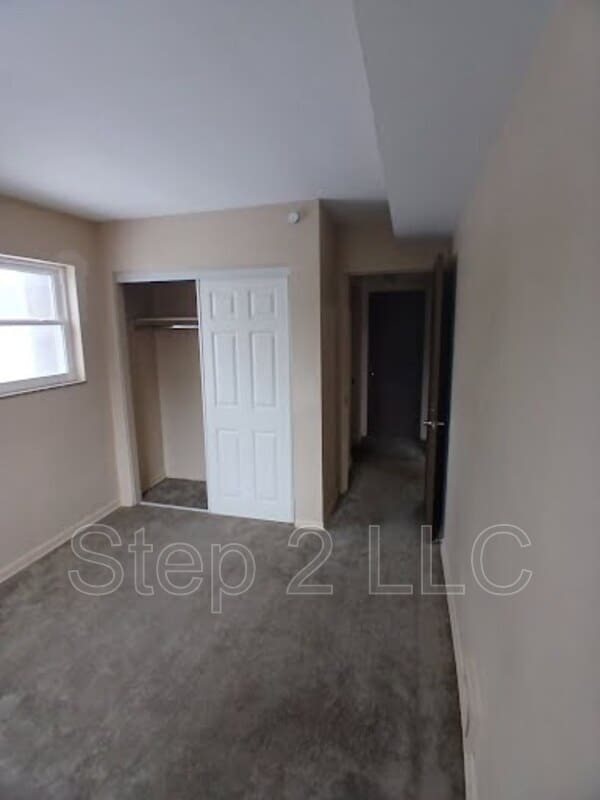 Building Photo - 228 S St Clair St