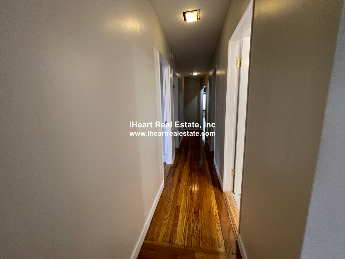 Foto principal - 338 K St