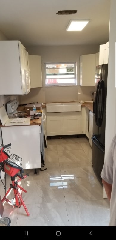 Building Photo - 5913 Lincoln St