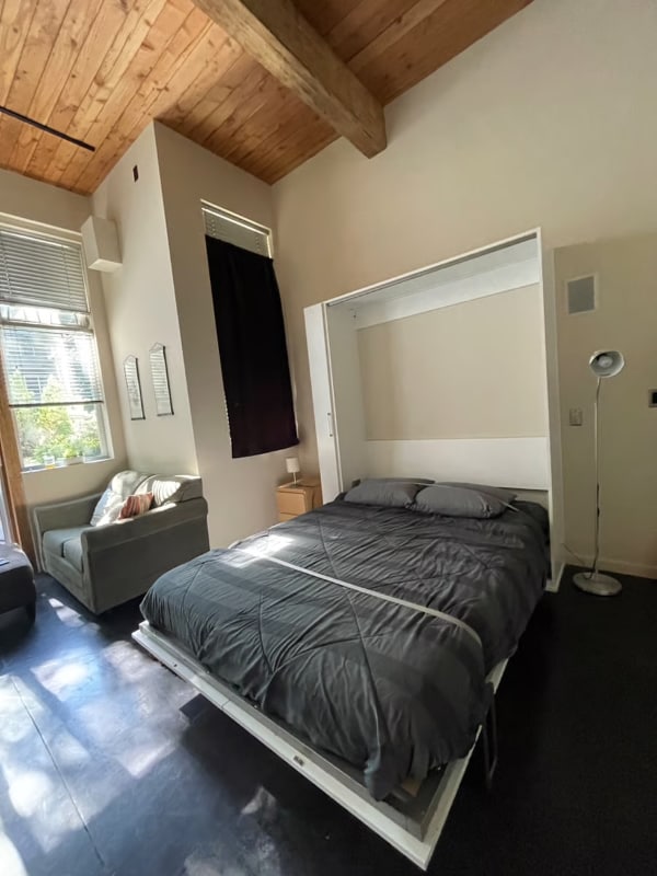 Foto del edificio - 1812 19th Ave E