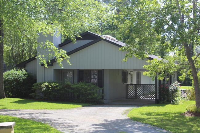 Foto del edificio - 110 Bogue Sound Dr
