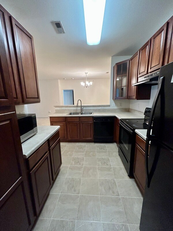 Foto principal - 9964 Hyde Glen Ct