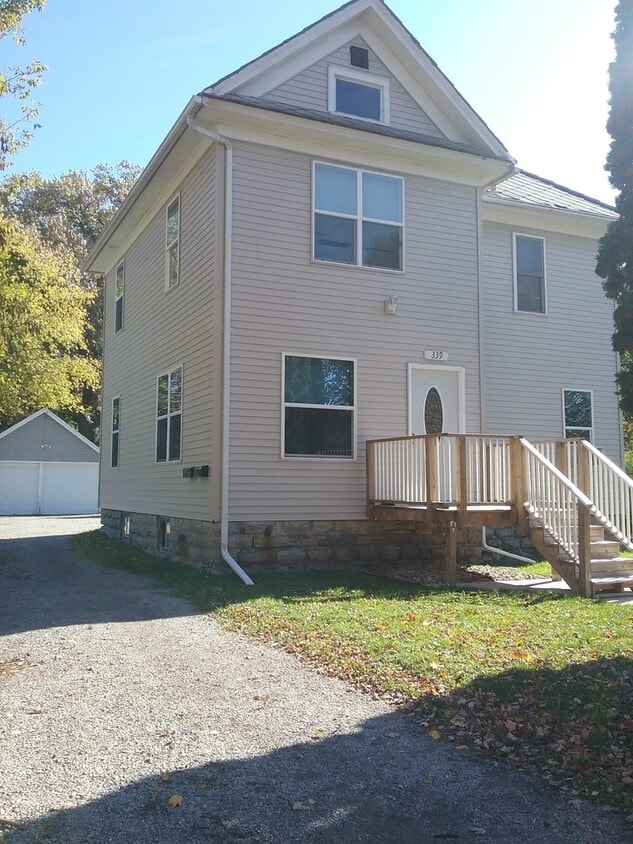 Foto principal - 339 5th St