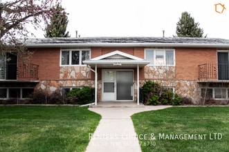 Building Photo - 2621-2621 Scenic Dr S