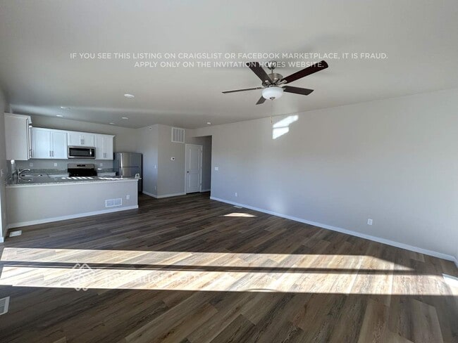 Building Photo - 7204 Dolores Ave