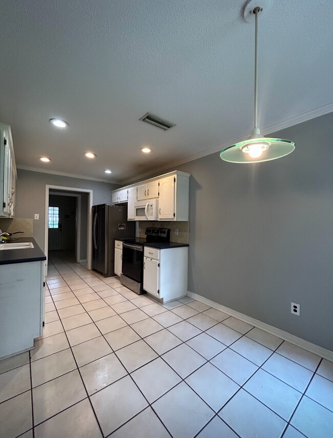 Building Photo - 9543 Bridgeton Ct