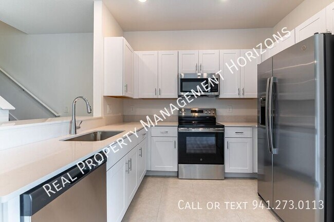 Building Photo - 10931 65th Ter E