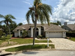 Building Photo - 8724 Ashbury Dr