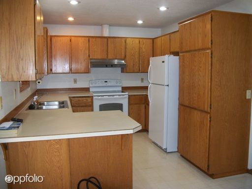 Foto del edificio - 933 SE Villard St