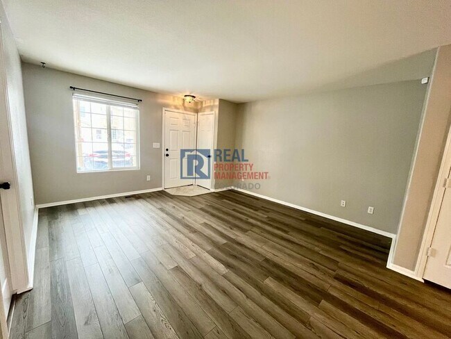 Building Photo - 179 Ellers Grove