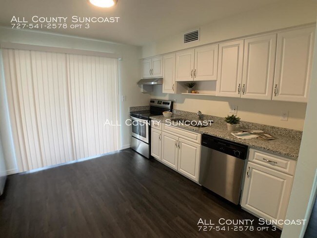 Building Photo - Brand New Luxury Edgemoor Apartments!