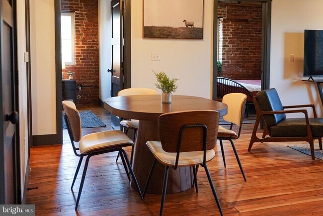 Foto del edificio - 437 W Grant St