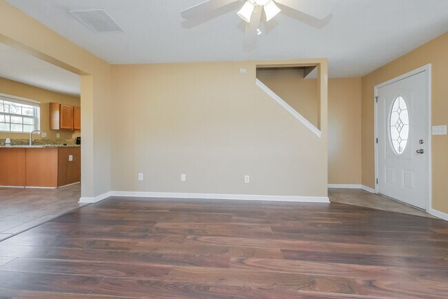 Foto del edificio - 4115 Mission Way