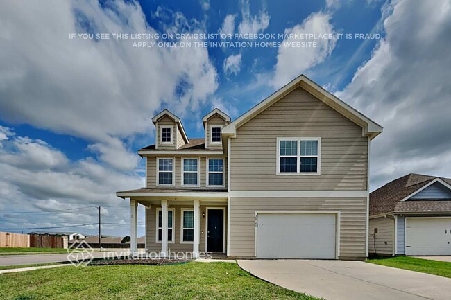 Building Photo - 2820 Englefield Green Dr