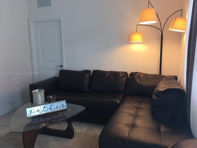 Foto del edificio - 27777 SW 133rd Pl