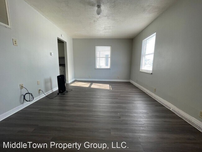 Building Photo - 3 br, 1 bath House - 1906 E 25th St.