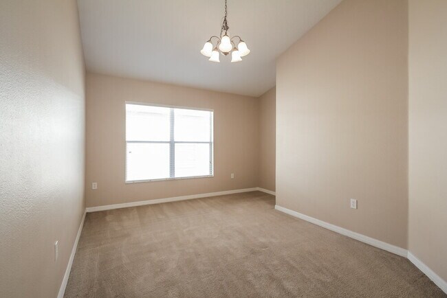 Building Photo - 1609 Carson White Ln