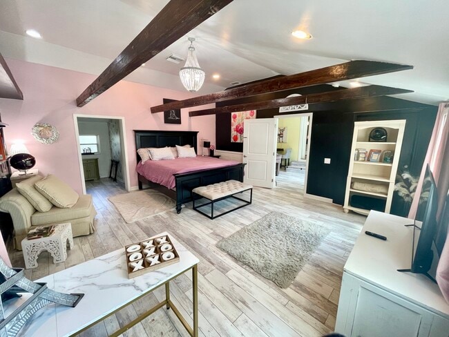 Photo - 3319 W Paul Ave House