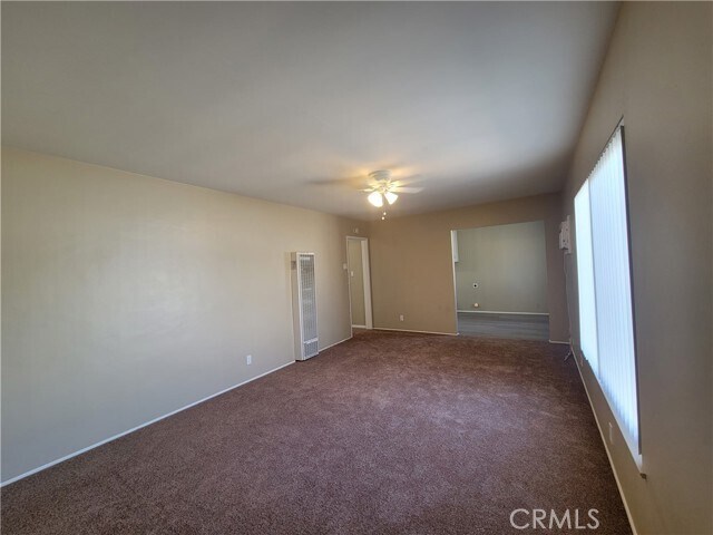 Building Photo - 321 N Beverly Ct