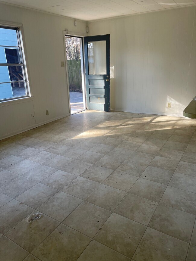Foto del edificio - 378 Garland St