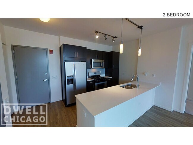 Foto del edificio - 3741 N Halsted St