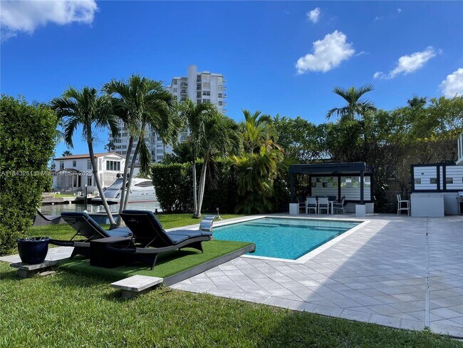 Foto del edificio - 2067 NE 121st Rd